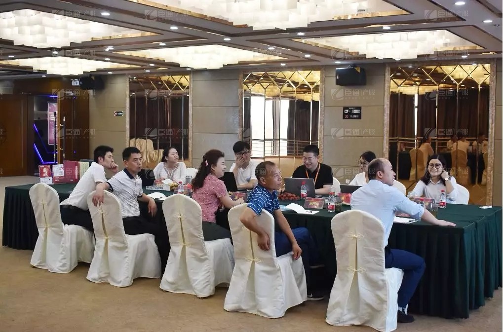 醴陵市高新集團(tuán)到訪臣通顧問廣州總部考察交流 醴陵市高新集團(tuán)到訪臣通顧問廣州總部考察交流